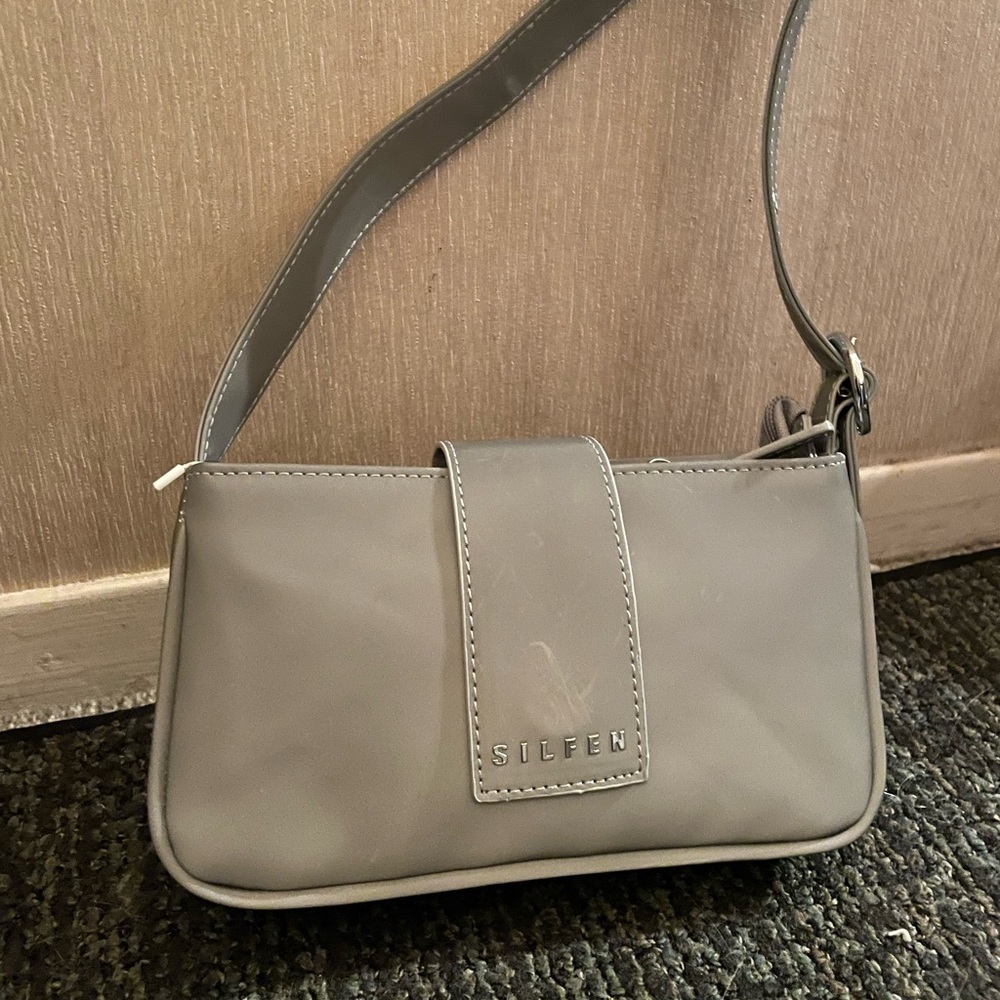 Silfen Silver hand bag